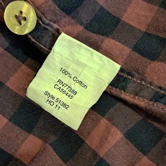 J. Crew Men's Small Tailored Fit Long Sleeve Button Down Shirt Style #51382 - Picture 8 of 13